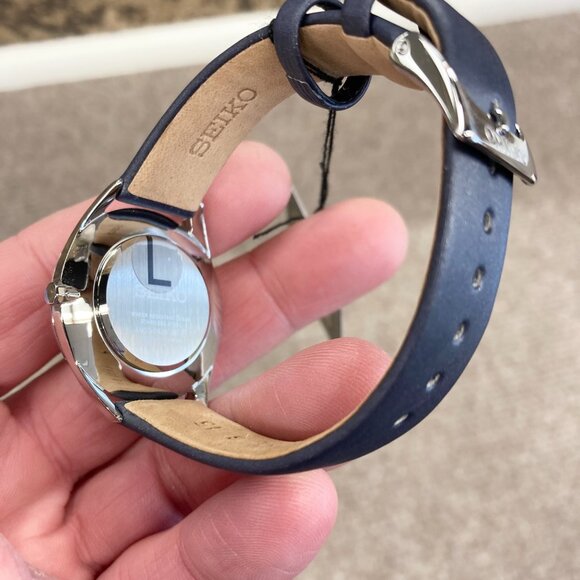 Women's Seiko Watch Mother Of Pearl Dial - Picture 6 of 8